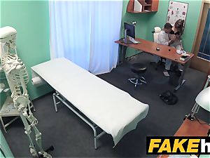faux medical center Patient gives fellatio before being plumbed